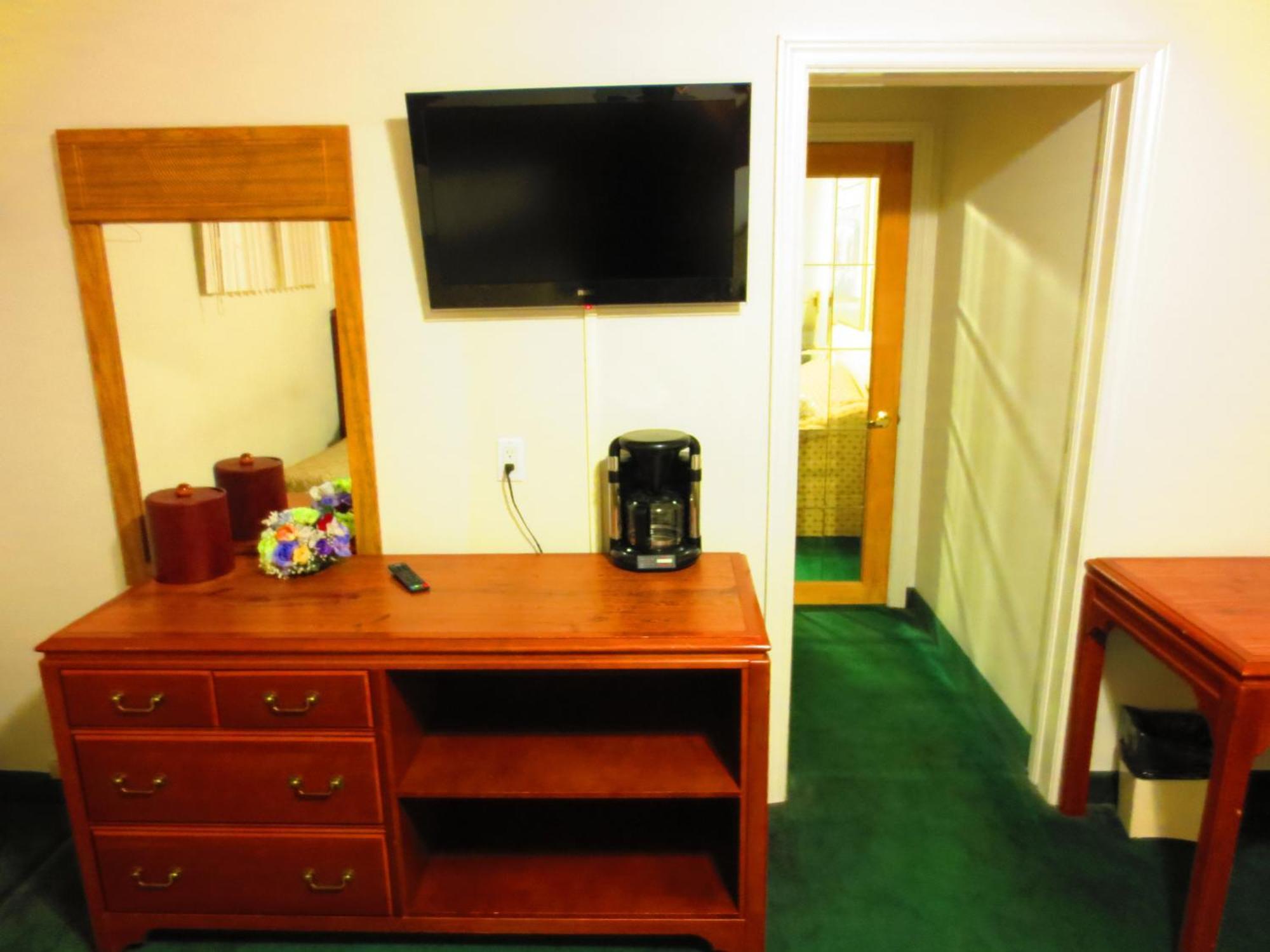 Canadiana Motel Hanover Екстер'єр фото