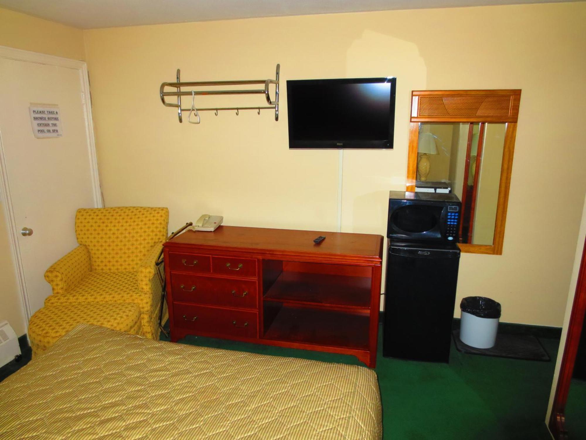 Canadiana Motel Hanover Екстер'єр фото