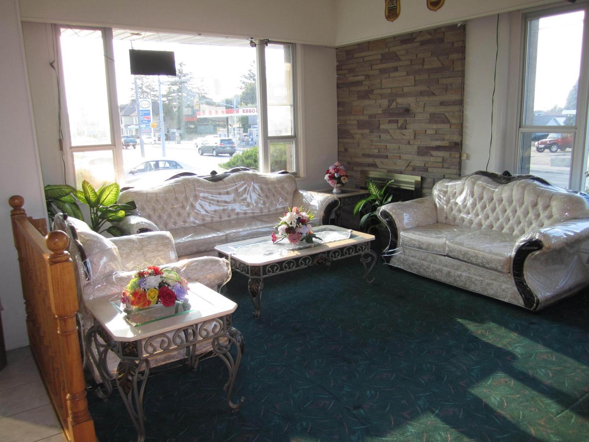 Canadiana Motel Hanover Екстер'єр фото