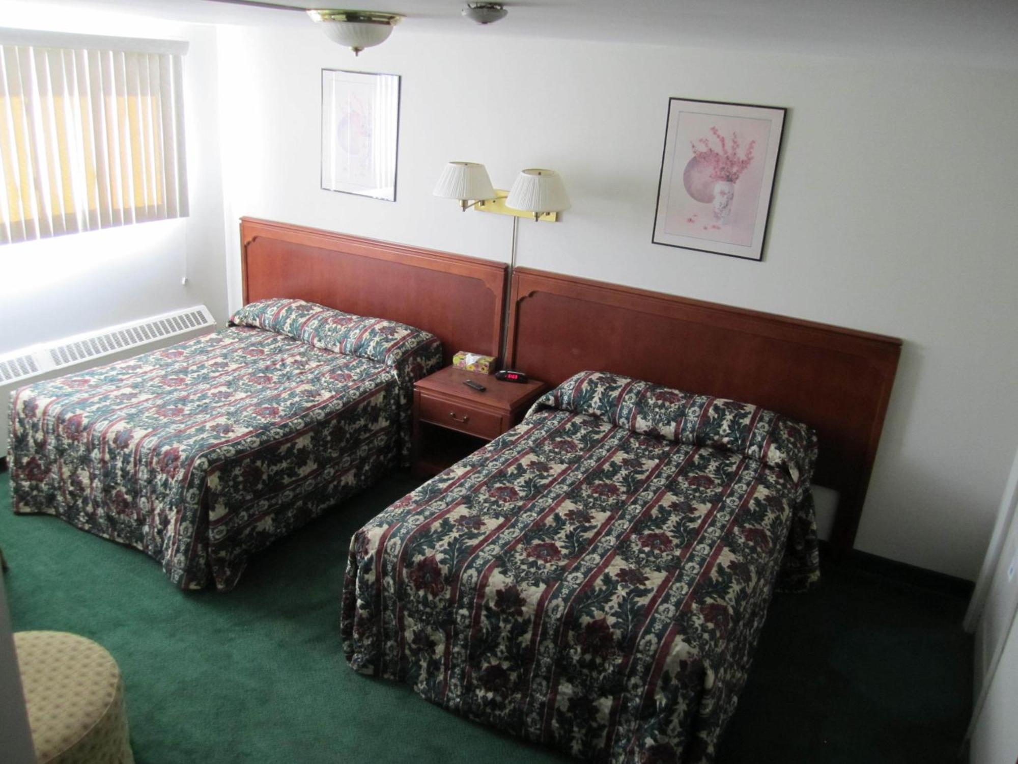 Canadiana Motel Hanover Екстер'єр фото
